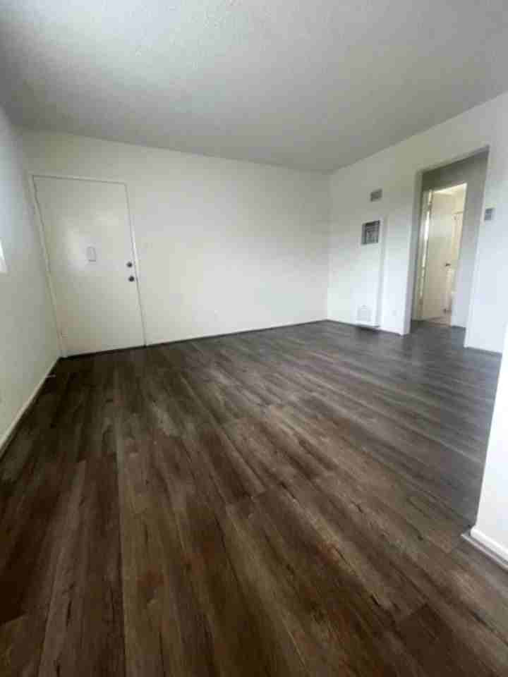 5323 Centinela Avenue, - Photo 5 of 33