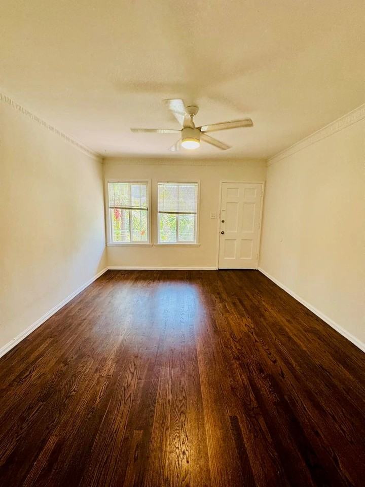 901 N. Formosa Avenue, - Photo 4 of 50
