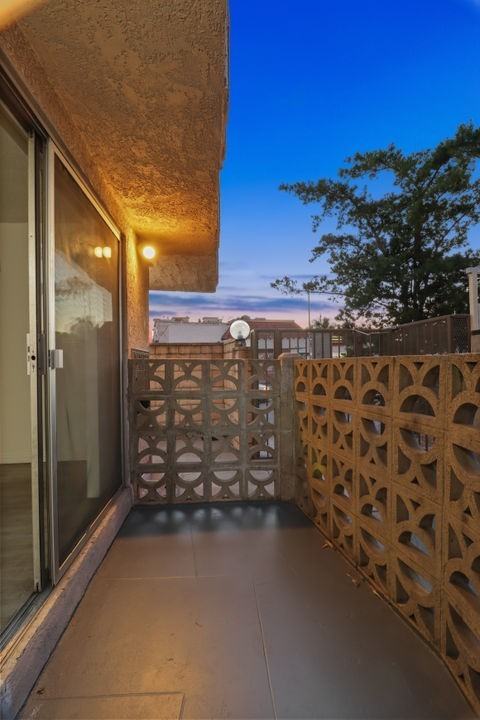 1528 Bundy Drive, - Photo 4 of 45