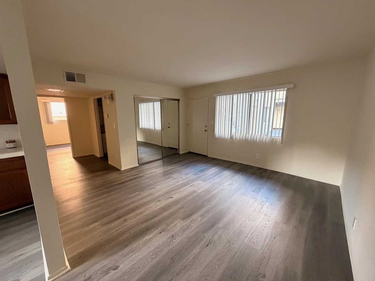 11215 Camarillo Street, - Photo 4 of 44
