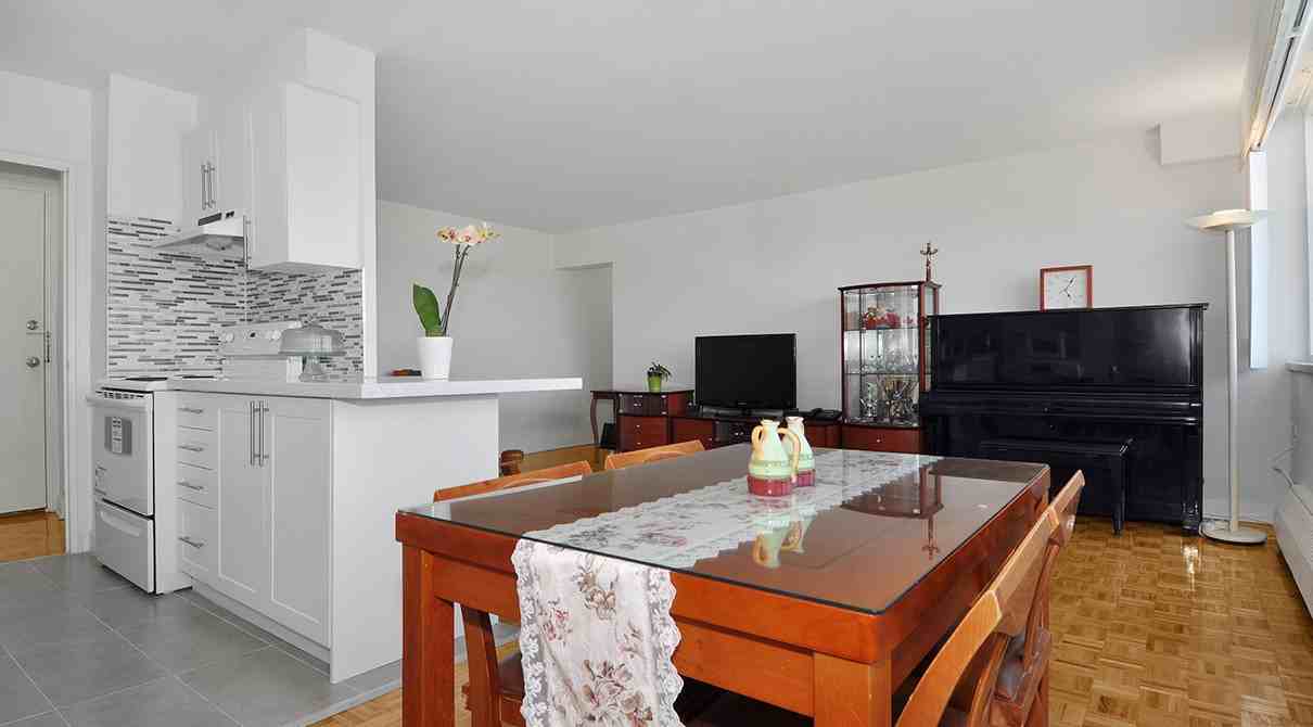 Central Park Place (B) - Photo 5 of 34