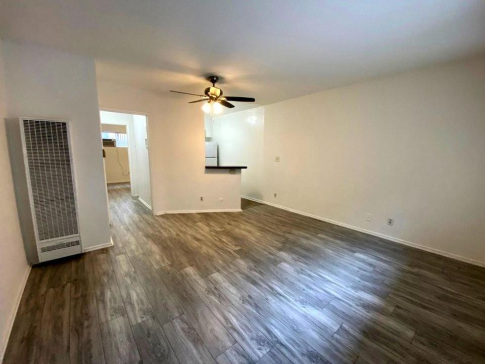 3721 S. Bentley Avenue, - Photo 3 of 49