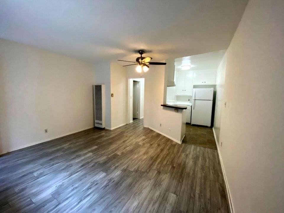 3721 S. Bentley Avenue, - Photo 6 of 49
