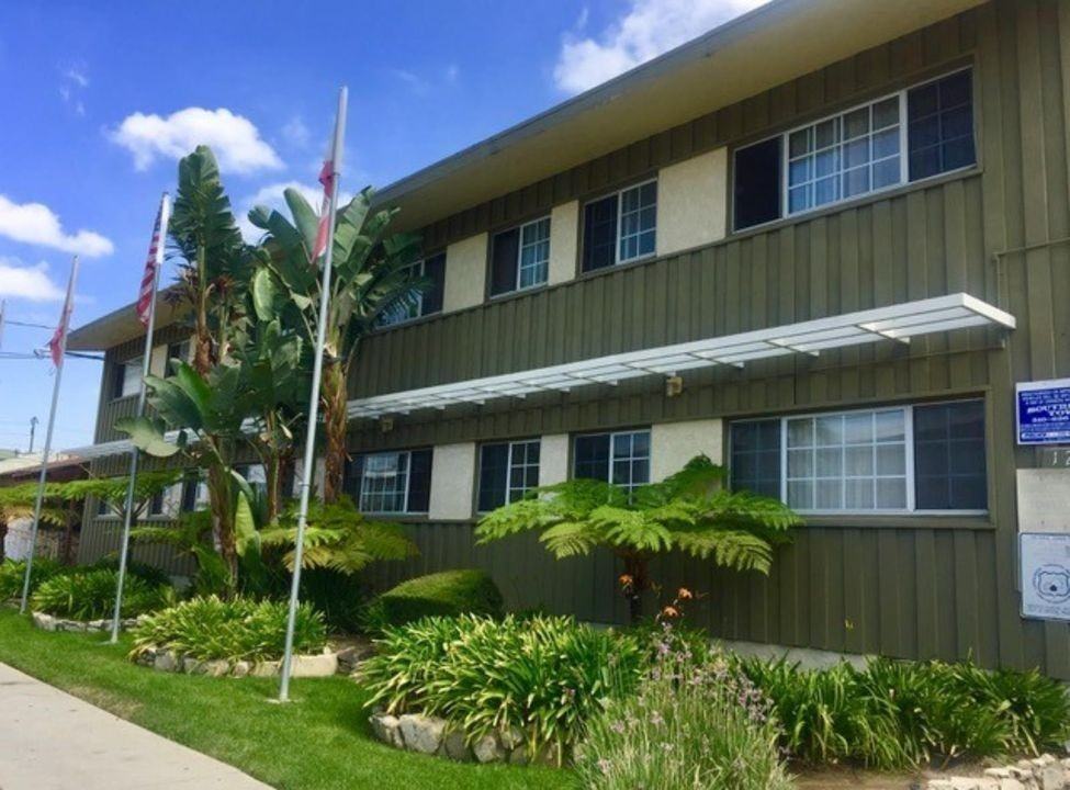 12142 Manor Drive, - Photo 3 of 4