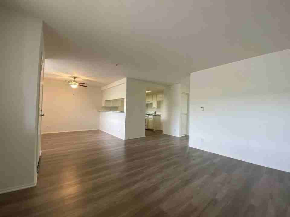 14020 Yukon Avenue, - Photo 4 of 50