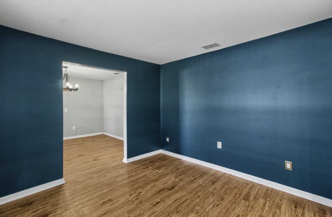 404 Clairemore Ct #1 - Photo 2 of 30