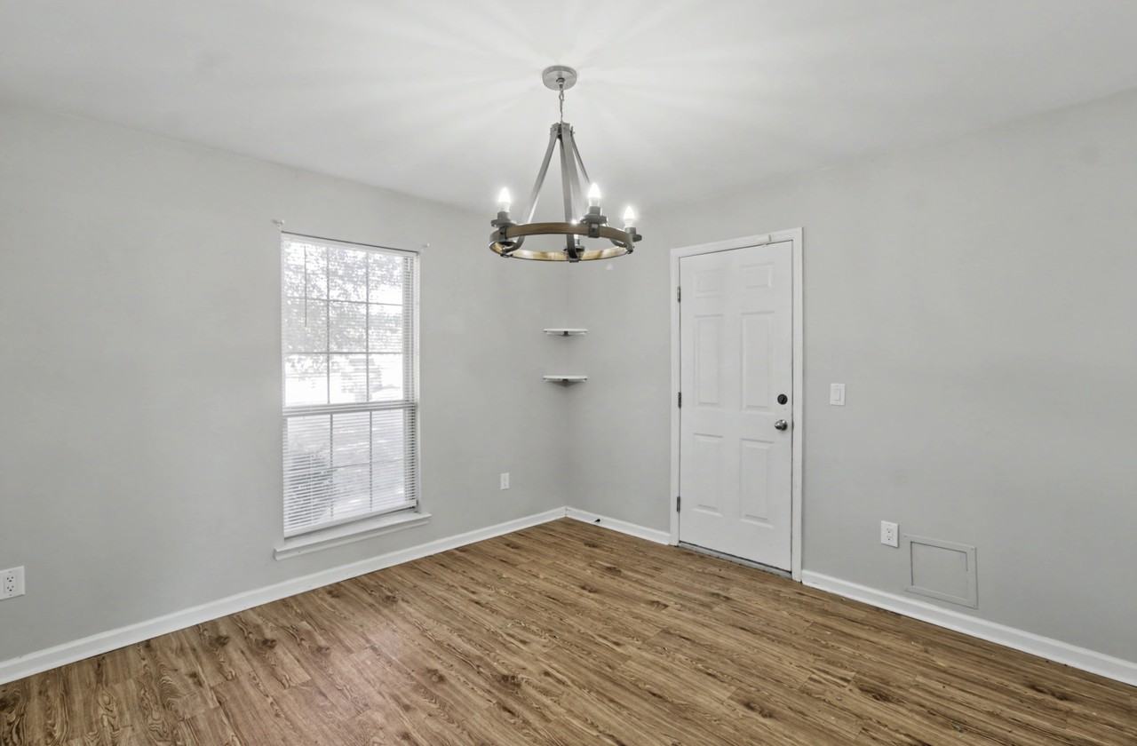 404 Clairemore Ct #1 - Photo 6 of 30