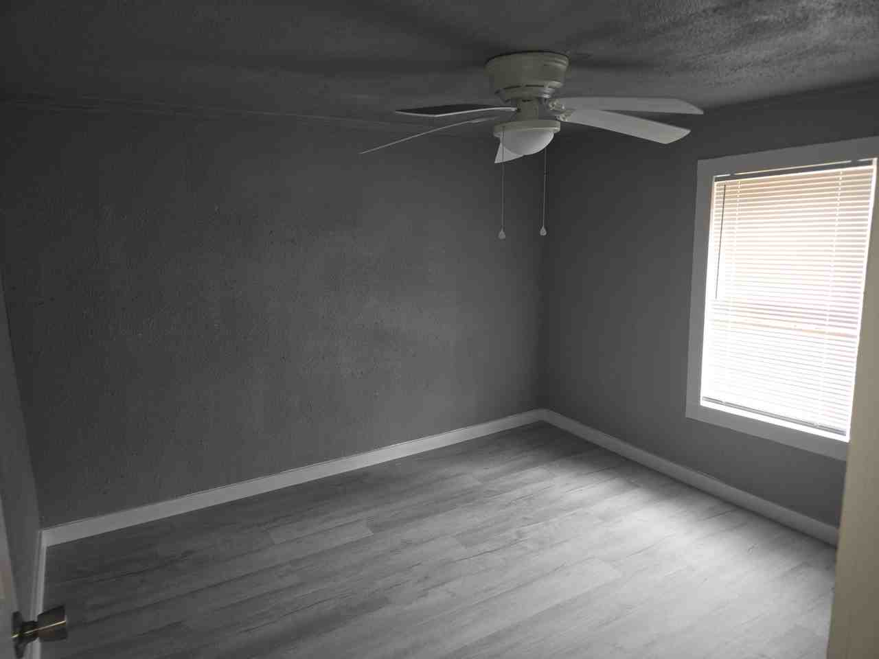 1701 Boney St #1 - Photo 5 of 9