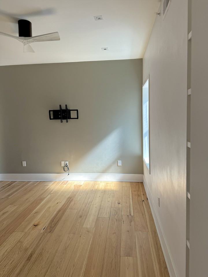 32 E Court St #202 - Photo 7 of 28