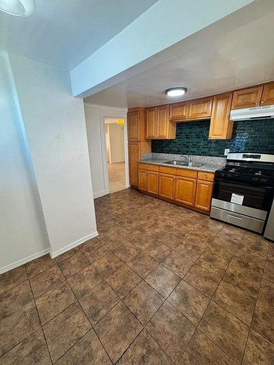 1645 N. Harvard Blvd., - Photo 3 of 50