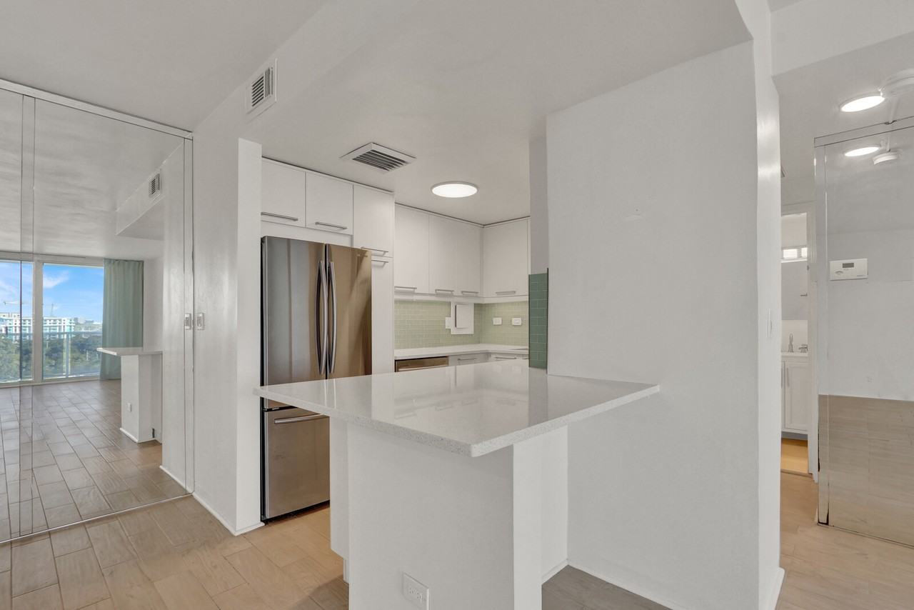 2800 N Flagler Dr #1 - Photo 7 of 28