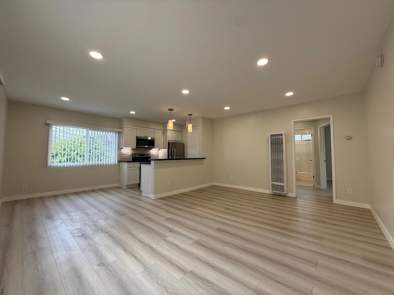 2823 Corning Avenue - Photo 2 of 50