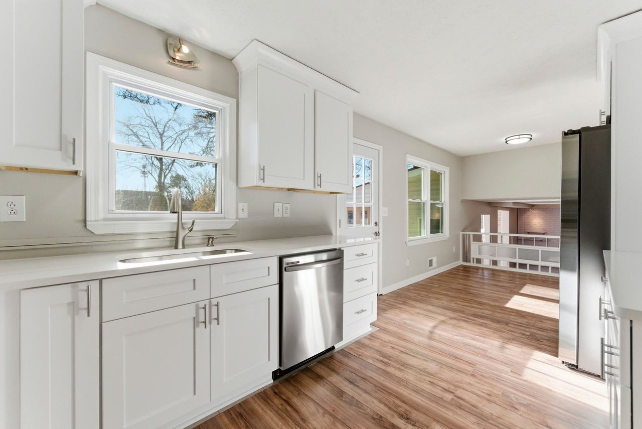 264 Greenwood Dr Nw #NA - Photo 6 of 15