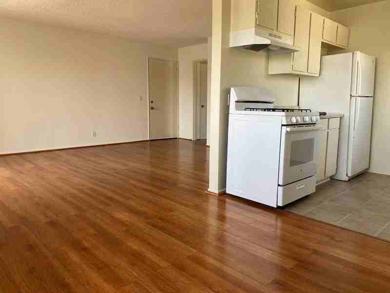 3671 Veteran Avenue, - Photo 7 of 46