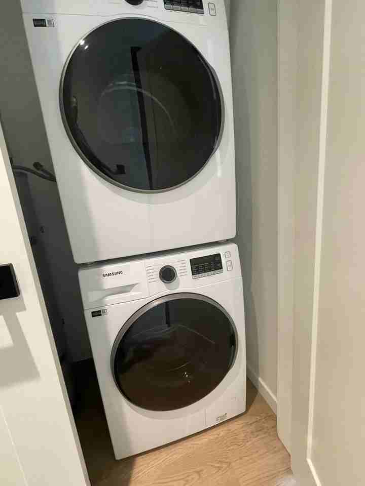 The Rothwell - Photo 4 of 5