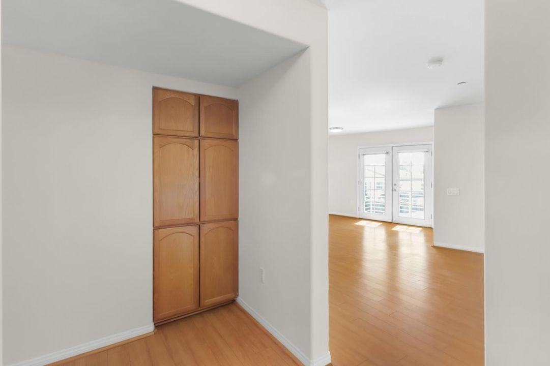4262 Lindblade Drive, - Photo 4 of 50