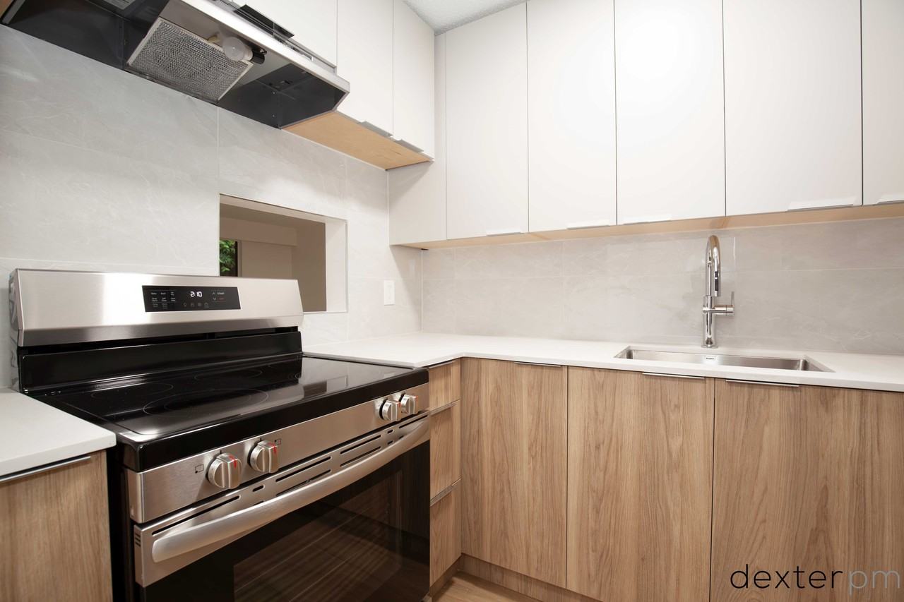 549 Dansey Avenue #114 - Photo 4 of 14