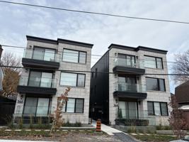 featured image of 366 Winona Ave