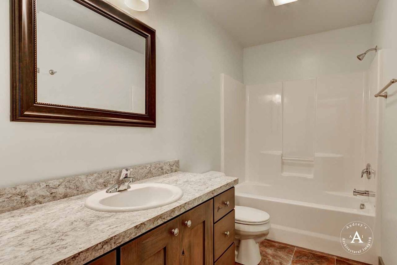 2076 Gold Ave #2076 - Photo 3 of 23