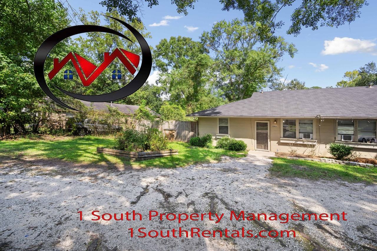 2366 White St #B - Photo 2 of 17