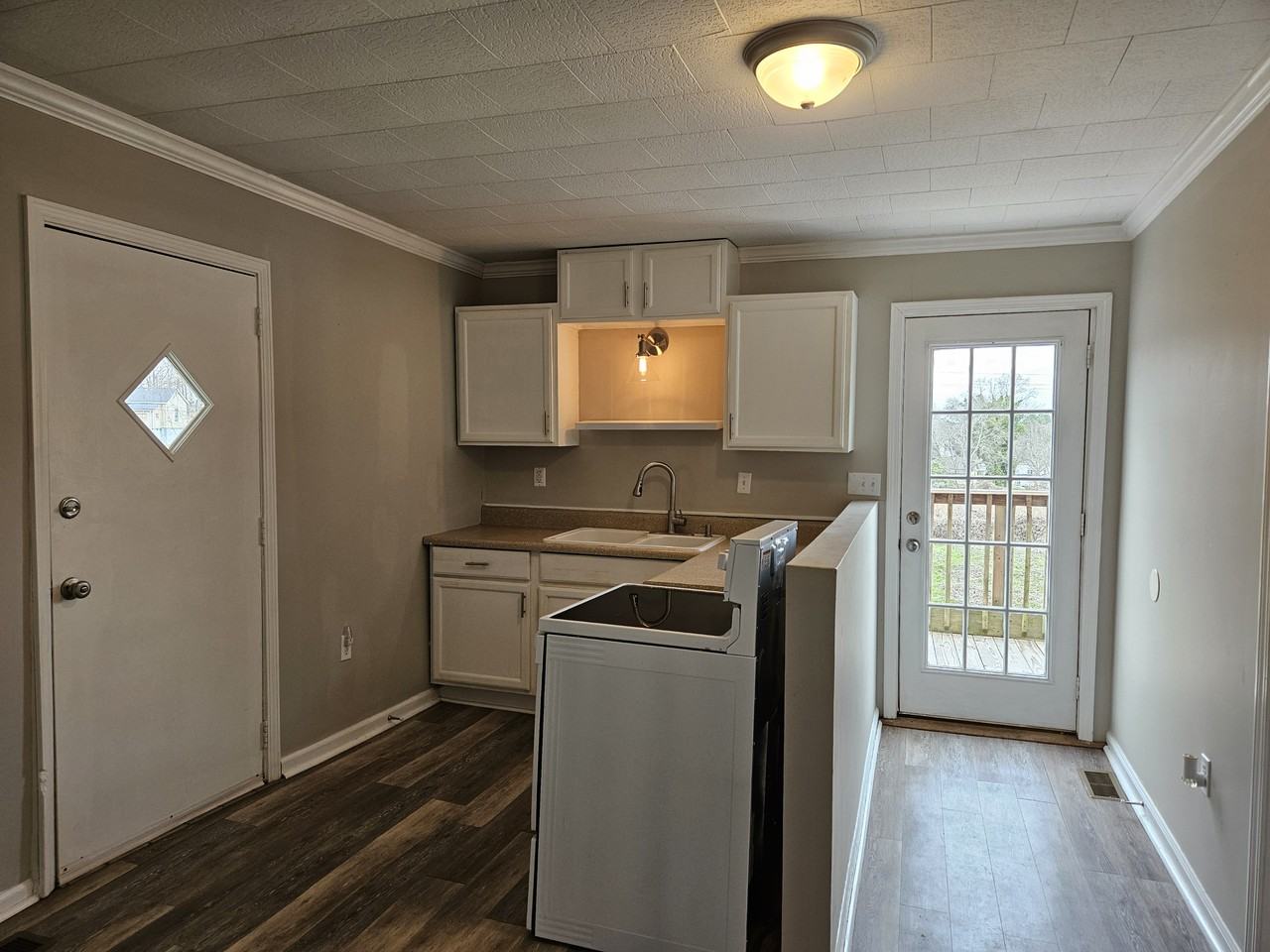 6 Sparks Ave #NA - Photo 3 of 15