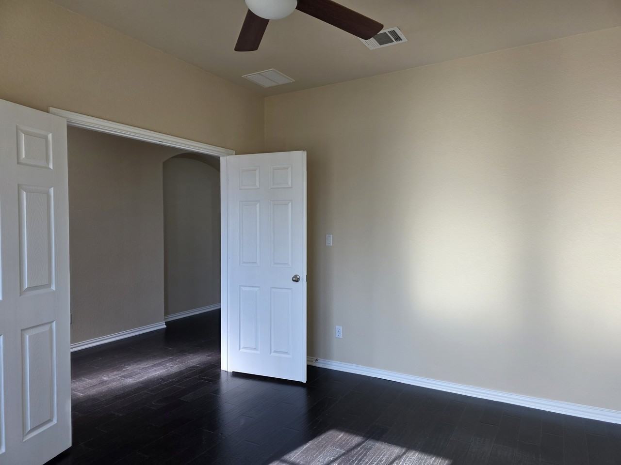 176 Nantucket Cir #1 - Photo 5 of 38