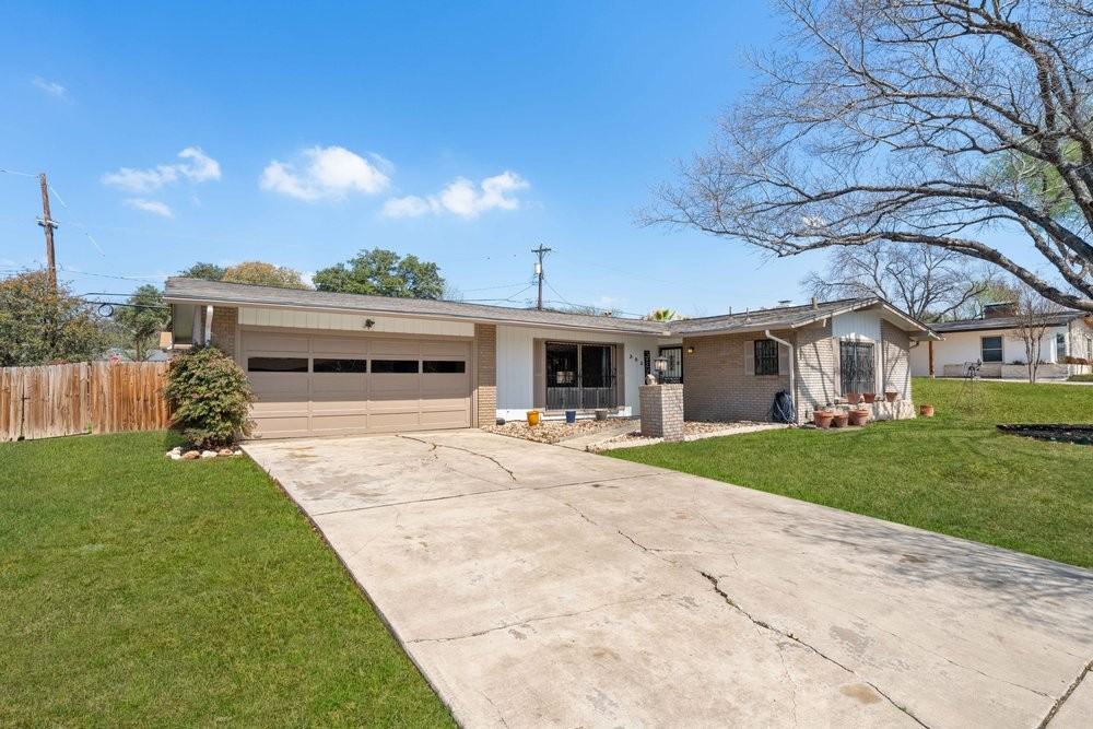 303 Marquis Ln #1 - Photo 2 of 35