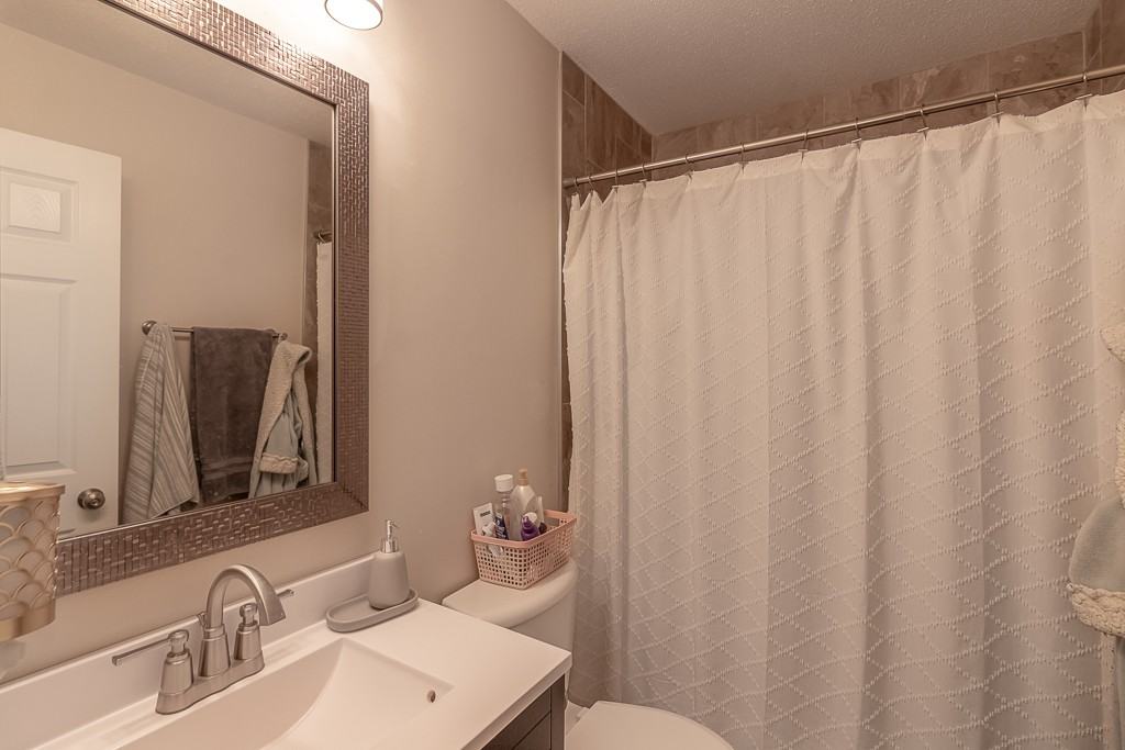 2211 Marwood Dr #4 - Photo 6 of 10