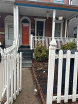 1122 W 6th St #1 - Photo 1 of 1