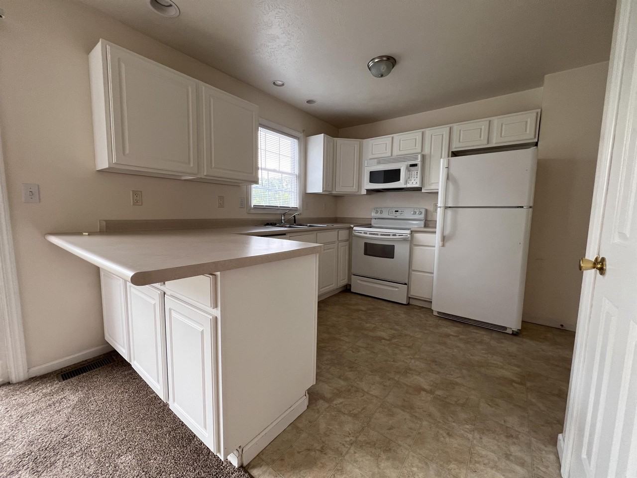 1443 N Willey St #1443 - Photo 4 of 19