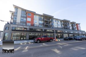 featured image of 23200 Hamilto Village West