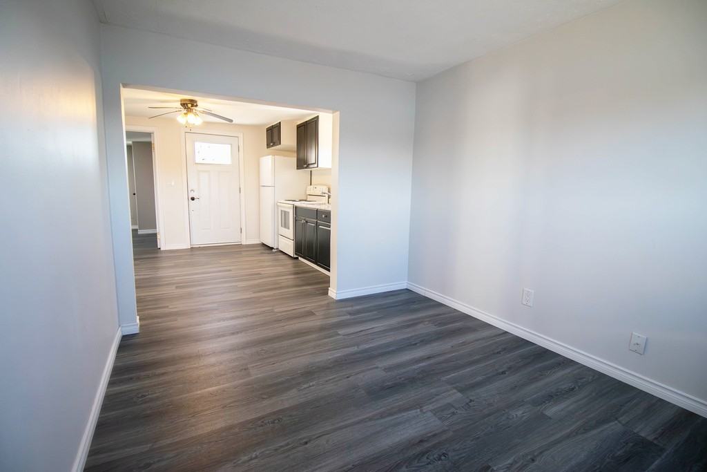 37 Canal Bank St - Photo 4 of 15