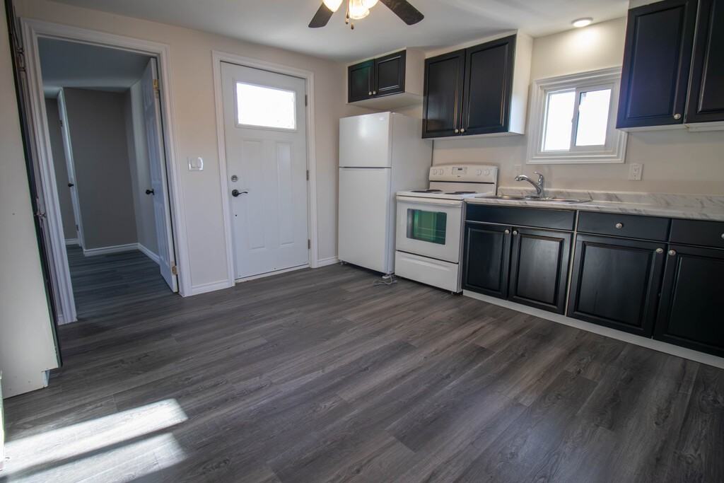 37 Canal Bank St - Photo 7 of 15