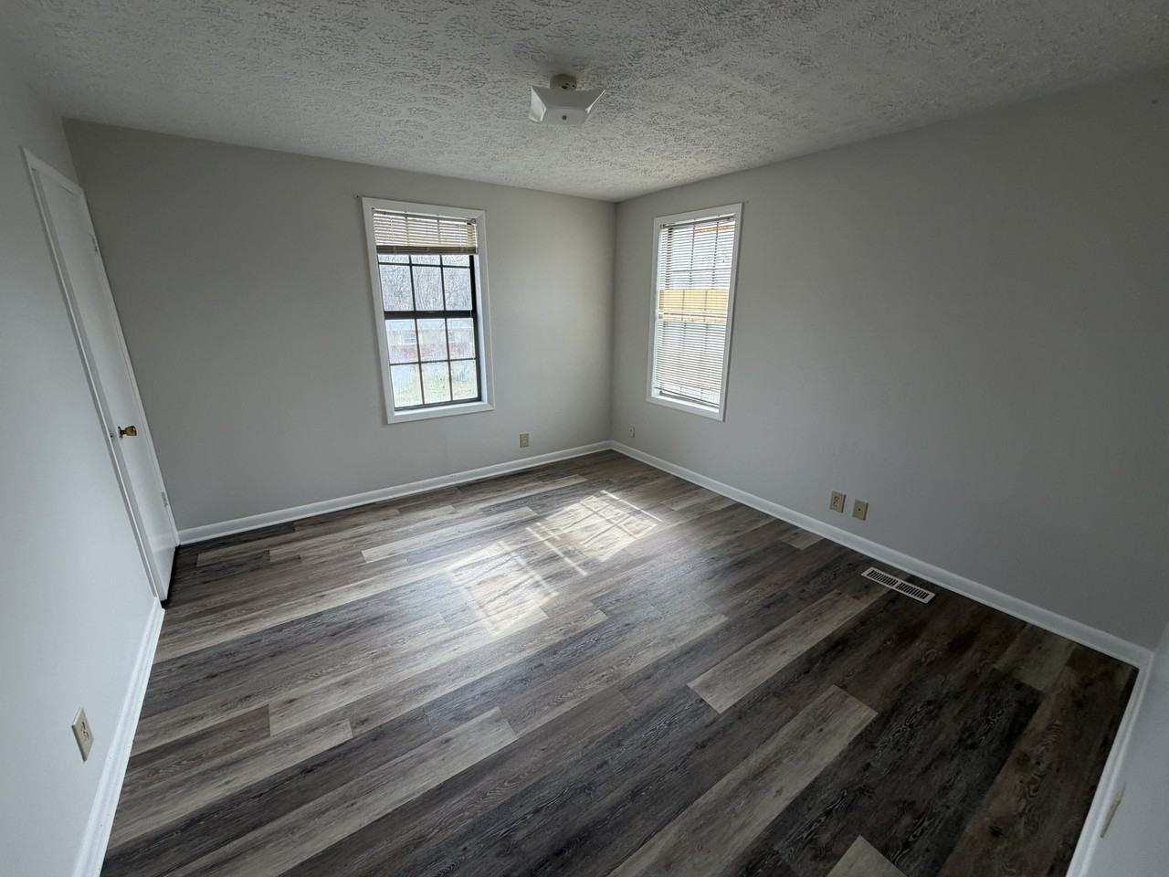 2444 Fairbrook Dr #1 - Photo 6 of 6