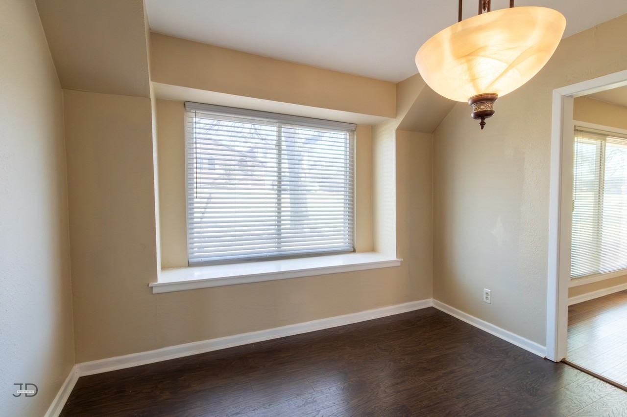 4306 Briar Cliff Dr #1 - Photo 4 of 30