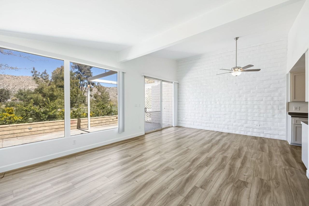 55100 Airlane Dr #1B - Photo 2 of 17