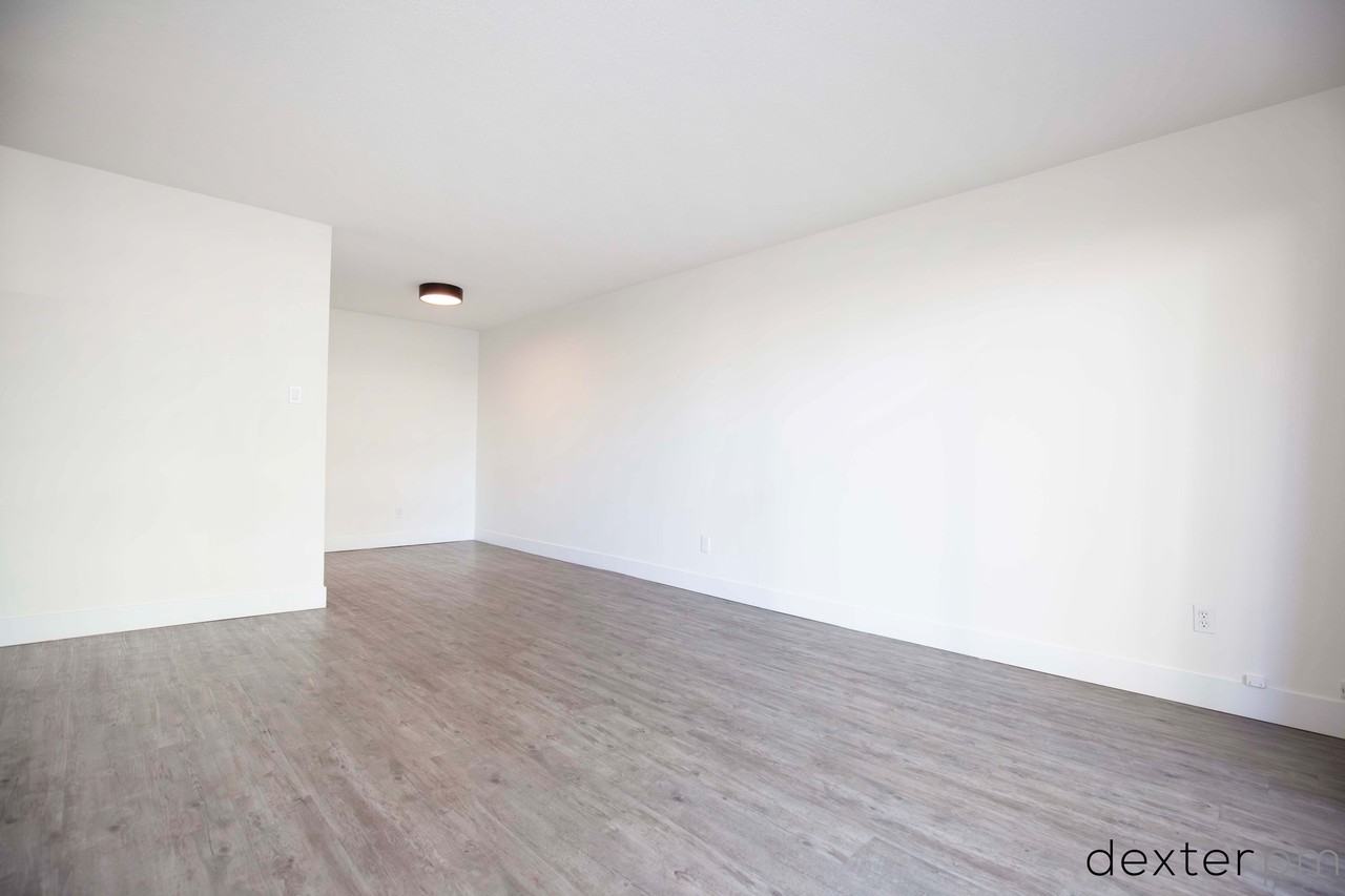 549 Dansey Avenue #120 - Photo 7 of 14