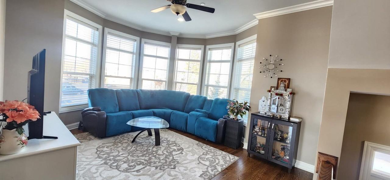 410 S Edward St #1 - Photo 3 of 14