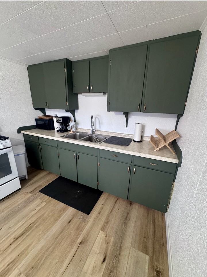 162 Fremont Lake Rd #1 - Photo 2 of 8