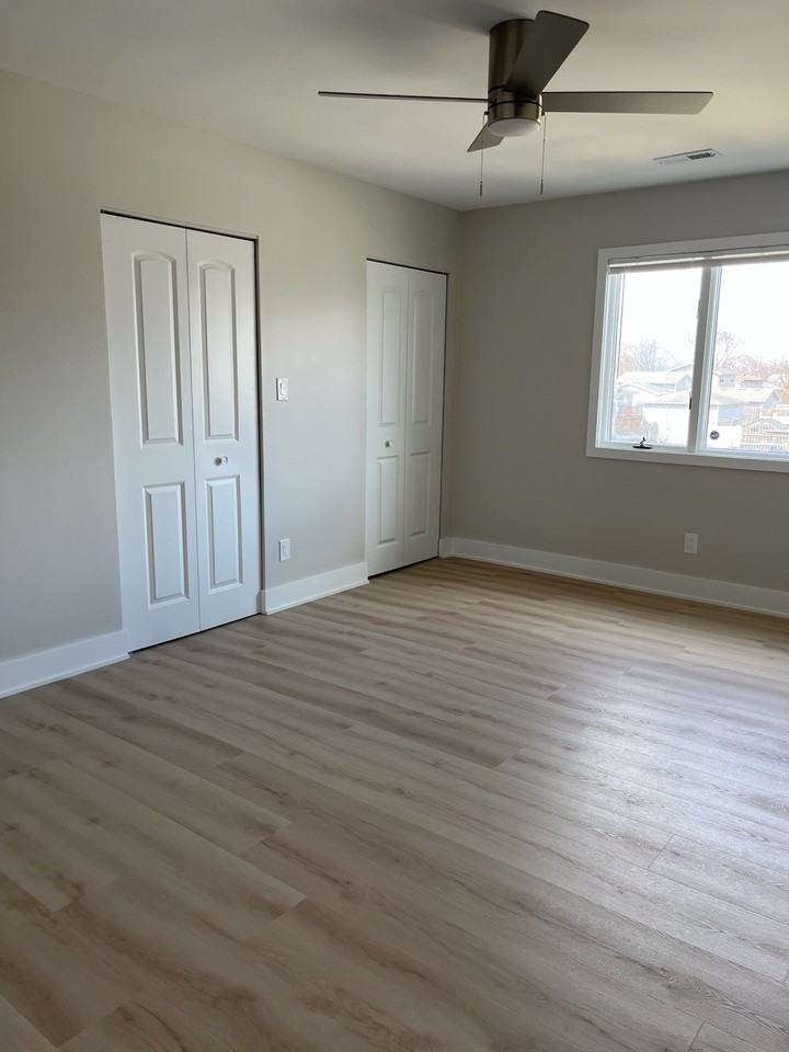 809 Wellington Dr #1 - Photo 3 of 7