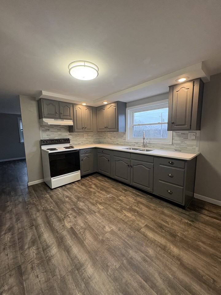 304 Green Grove Rd #304 - Photo 3 of 19