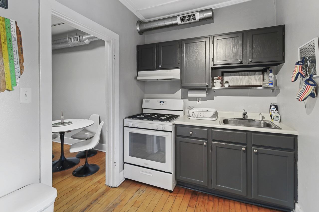 415 N Neil St #2 - Photo 3 of 21