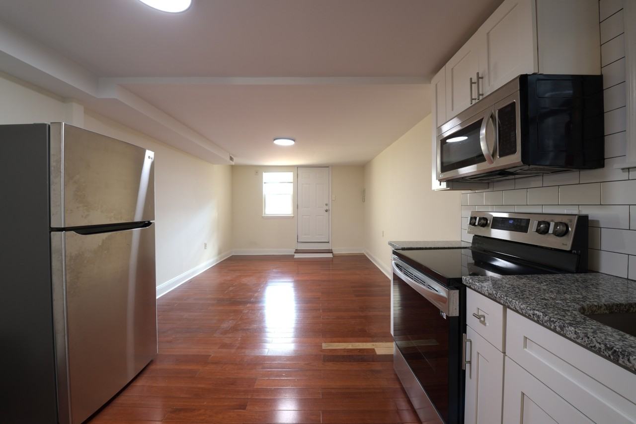 1547 S 13th St #2 - Photo 4 of 19