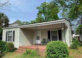 featured image of 170 Queens Rd #C