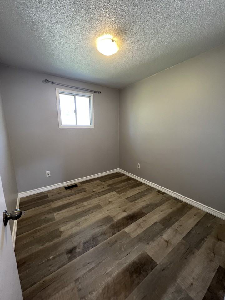 2148 Springwood Rd - Photo 4 of 28