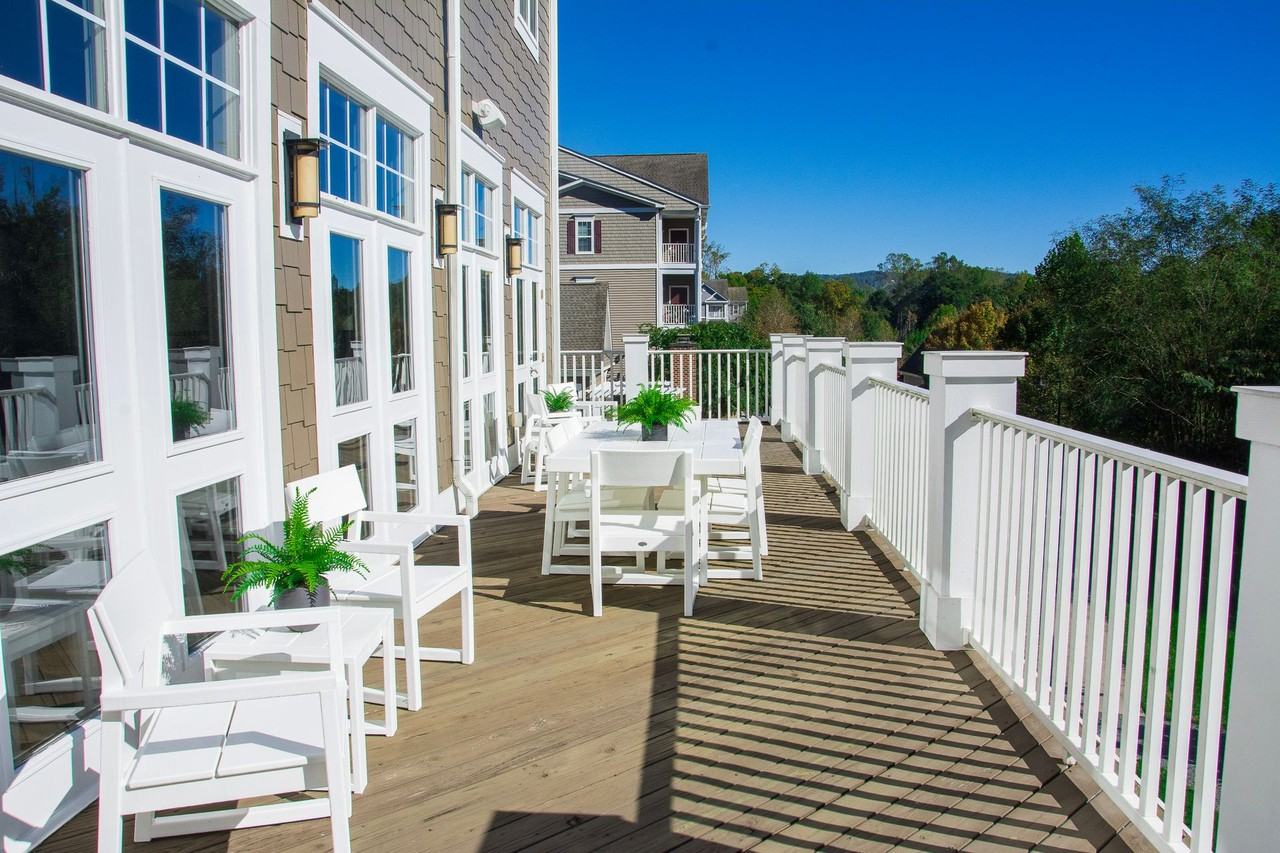 The Reserve at Belvedere - Photo 3 of 48