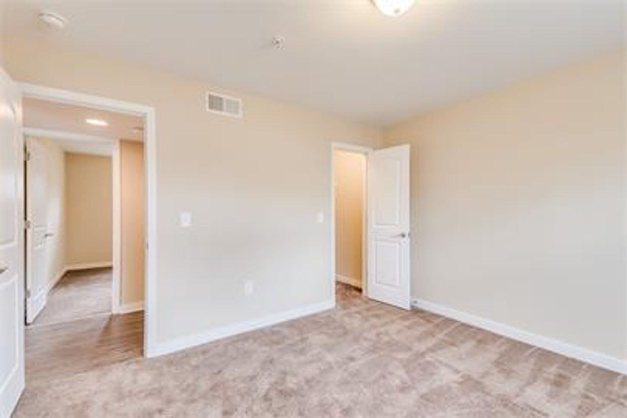 Greenwood at Conley - Photo 3 of 5