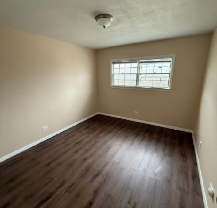 117 S Elder Ln #117UNIT3 - Photo 2 of 11