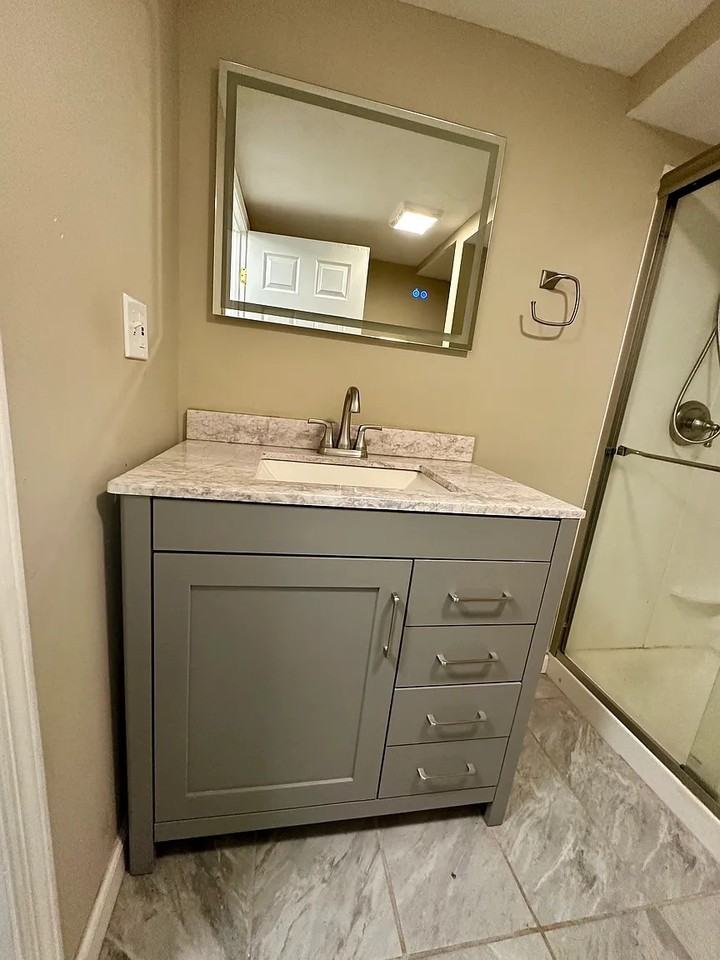 726 Cliff St #1 - Photo 5 of 24