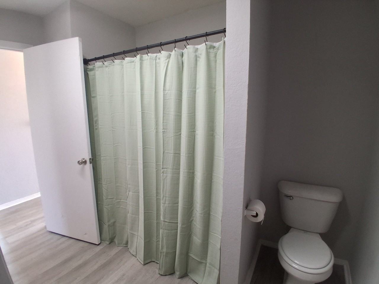 32 Cypress Ave #32CA - Photo 6 of 10